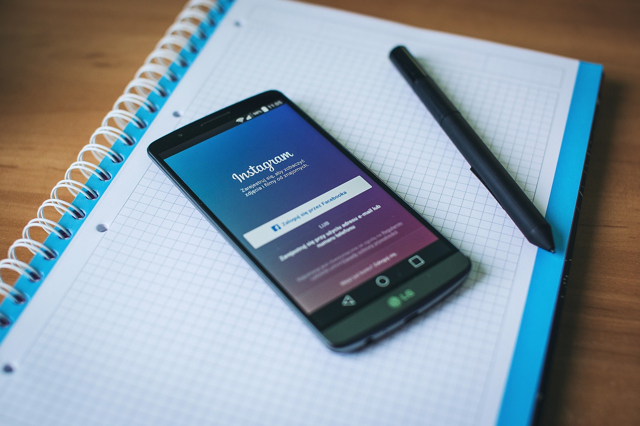 utiliza la guia de pasos para descargar historias de instagram rapido