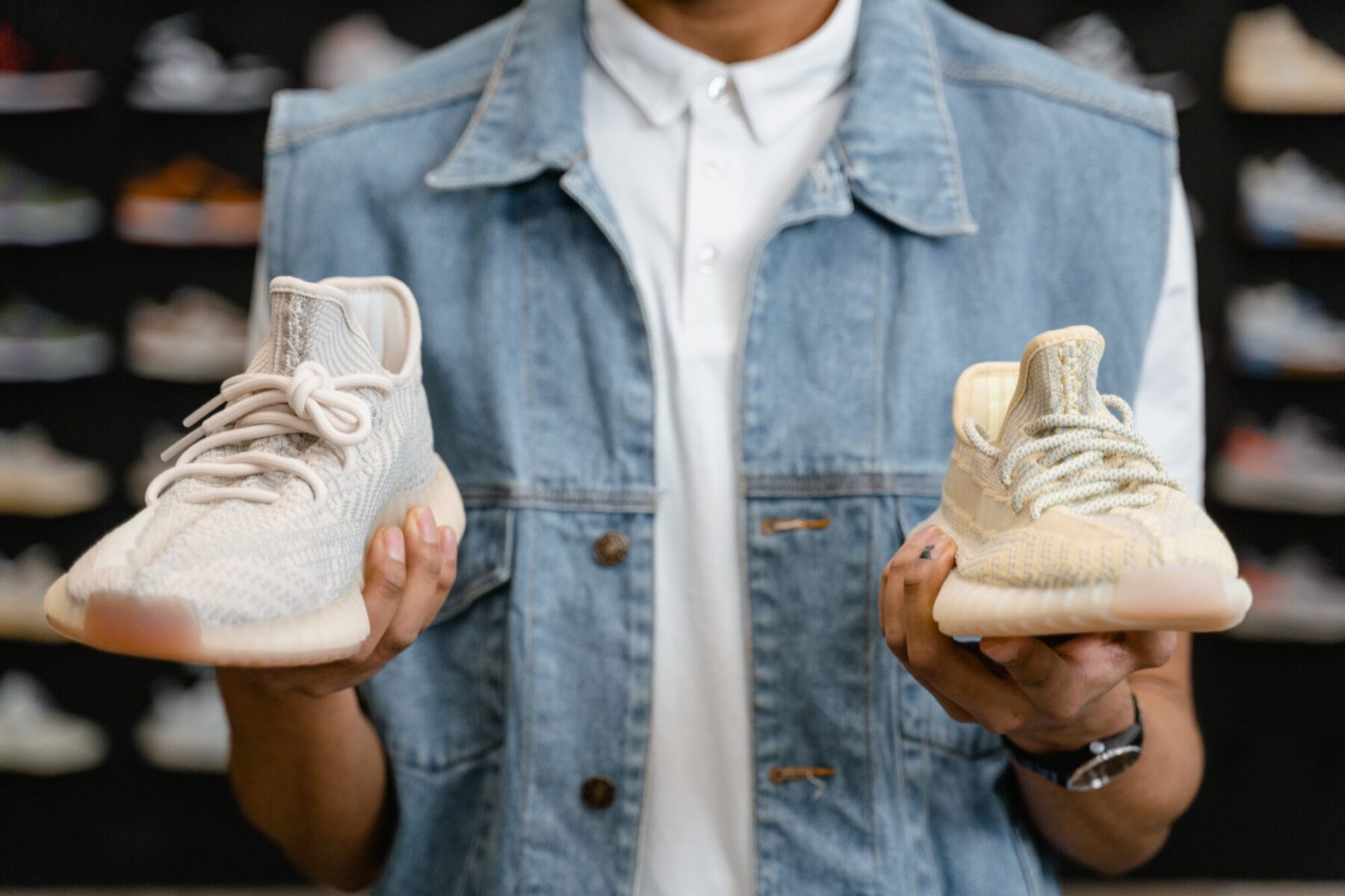 elige estos tenis de adidas yeezy que son bastante populares