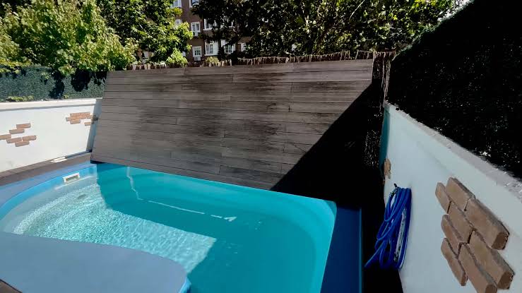 Ventajas de la cubierta piscina transitable manual en diferentes estaciones